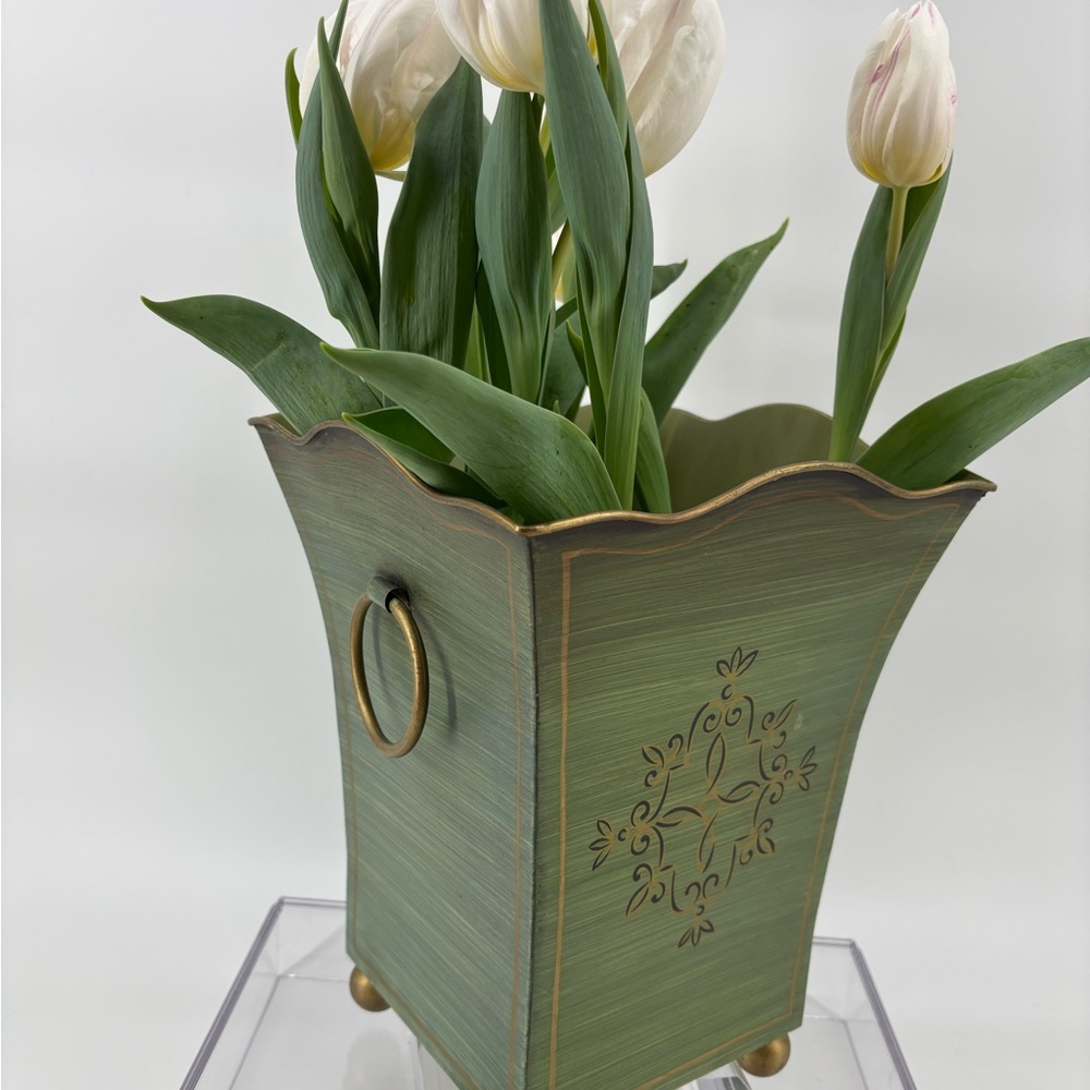 Southern Living At Home Large Gold/Green Scalloped Planter 10.5H x6.5W. - Picture 3 of 5